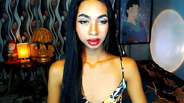PrettyLatiina online show from 12-04-24, 06:44