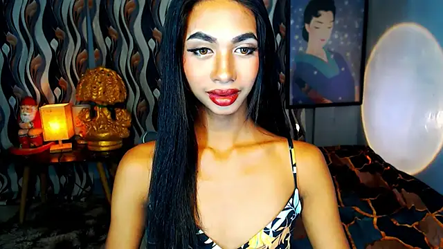 PrettyLatiina online show from 01-20-25, 06:32