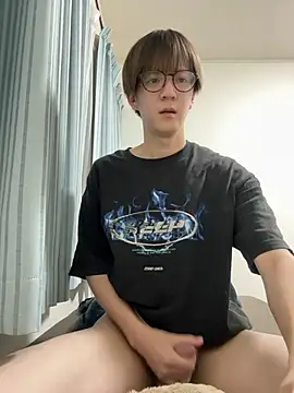 yuuuuma578 online show from 09-13-25, 05:02