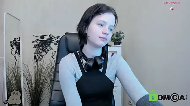 Alina Mills online show from 03-05-25, 10:44