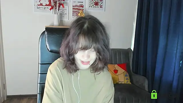 Alina Mills online show from 06-19-26, 10:54
