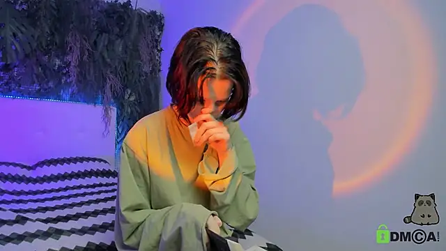 Alina Mills online show from 01-18-25, 02:02