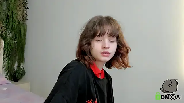 Alina Mills online show from 10-16-25, 07:49