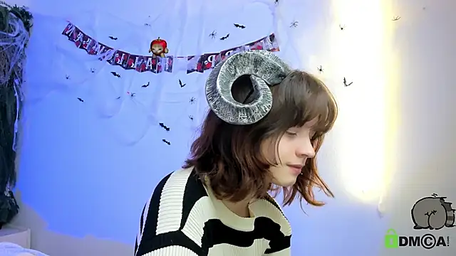 Alina Mills online show from 10-27-25, 08:48