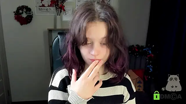 Alina Mills online show from 12-21-25, 08:49