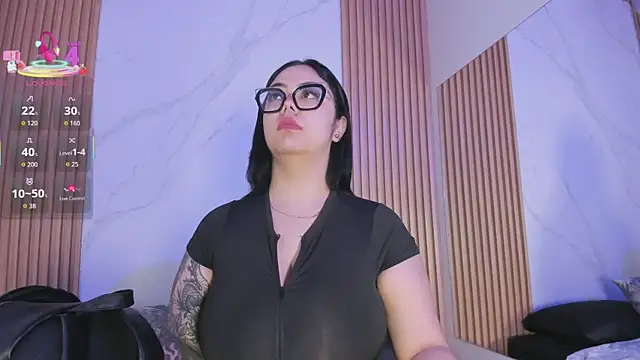 juicy led  online show from 11-18-25, 11:13