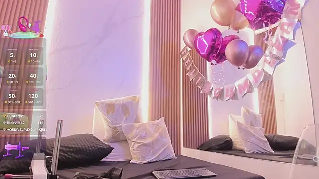 juicy led  online show from 03-15-25, 05:26