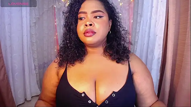 Snapshot of Ana_off_alana chatting on 10-14-25, 11:04 Ana off alana online show from 10-14-25, 11:04