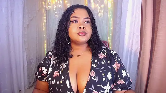 Snapshot of Ana_off_alana chatting on 02-17-25, 11:11 Ana off alana online show from 02-17-25, 11:11