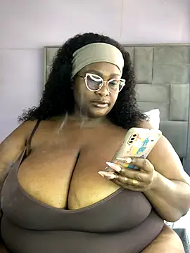 bustytitsxxx online show from 12-05-25, 08:02