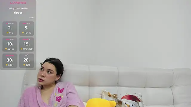 AprilDubois online show from 12-06-24, 09:18