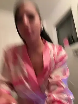 thatonelightskinn online show from 03-11-25, 04:41