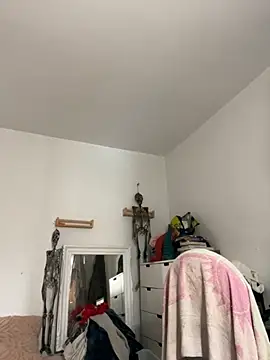 Goddess Nafeesha online show from 11-16-25, 05:17