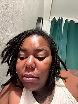 Goddess Nafeesha online show from 01-05-26, 11:41