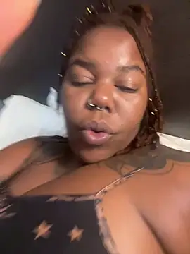 Snapshot of Goddess_Nafeesha chatting on 08-01-26, 02:20 Goddess Nafeesha online show from 08-01-26, 02:20