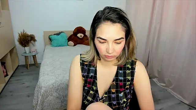 Alexa Dolly12 online show from 06-13-26, 06:22