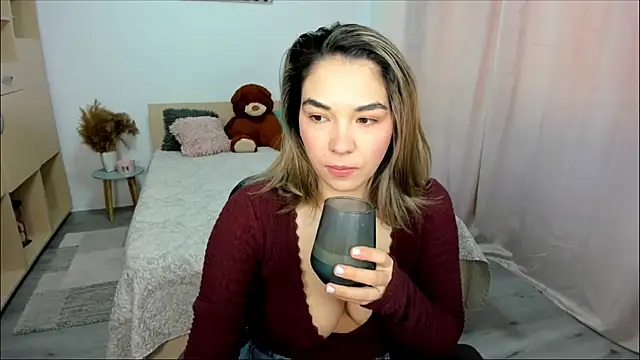 Alexa Dolly12 online show from 03-26-26, 08:01