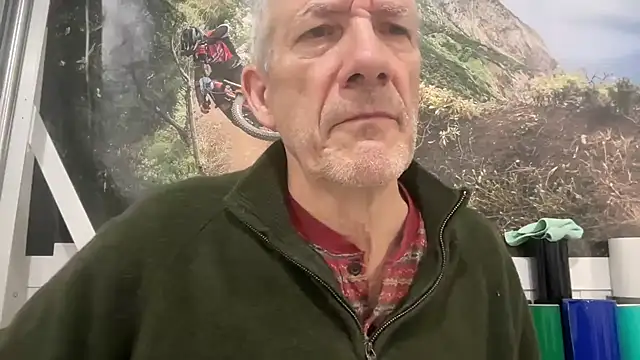 Snapshot of tauromolo chatting on 01-11-26, 12:39 tauromolo online show from 01-11-26, 12:39