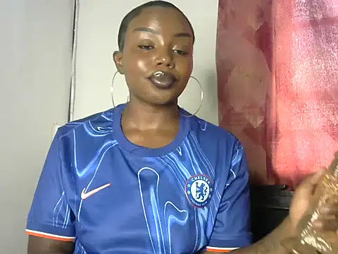 Snapshot of juicyblaqebony chatting on 02-21-26, 06:37 juicyblaqebony online show from 02-21-26, 06:37