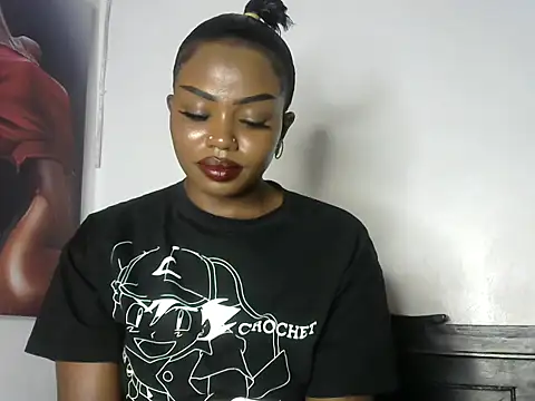 juicyblaqebony online show from 10-04-25, 10:39