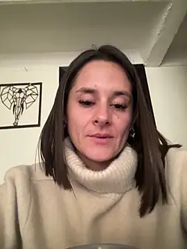 Alice milf  online show from 04-10-26, 04:03