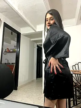 Snapshot of Alice_milf_ chatting on 09-09-25, 11:08 Alice milf online show from 09-09-25, 11:08
