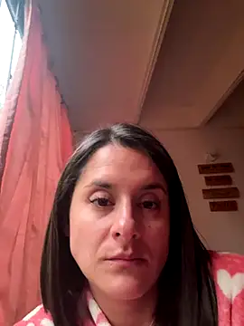 Alice milf  online show from 12-20-25, 11:35