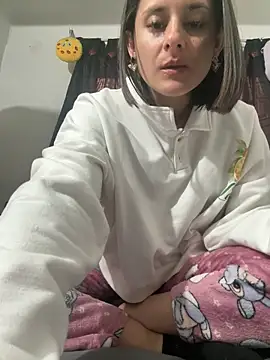 Alice milf  online show from 03-04-26, 09:00