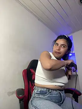  luna torres online show from 06-11-26, 01:41