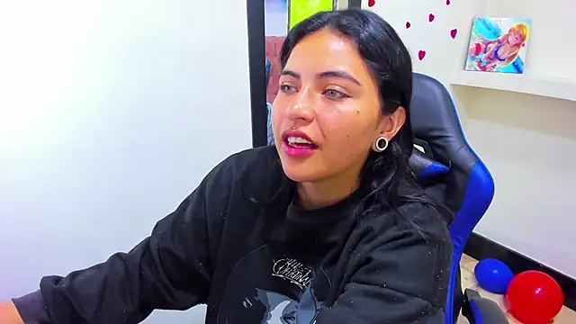  luna torres online show from 07-10-26, 01:33