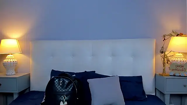 SaraaJhonsonn online show from 12-20-25, 03:37