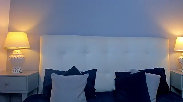 Snapshot of SaraaJhonsonn chatting on 10-15-25, 03:31 SaraaJhonsonn online show from 10-15-25, 03:31