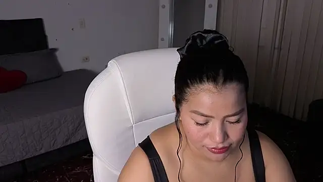 loly marce online show from 02-12-26, 08:08