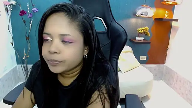 Melikasweetz online show from 03-20-25, 05:25