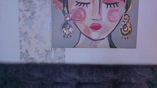 Snapshot of taty_miller chatting on 05-19-26, 01:56 taty miller online show from 05-19-26, 01:56