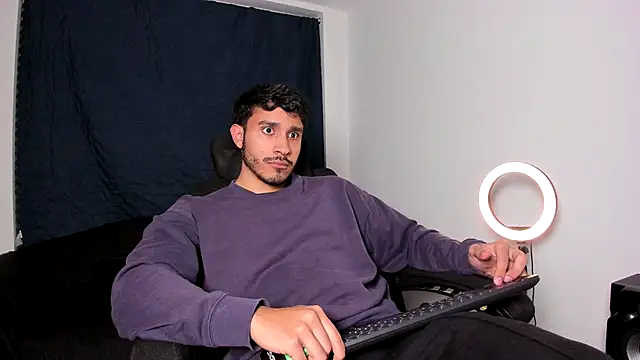 JayMarcos  online show from 01-07-26, 03:33