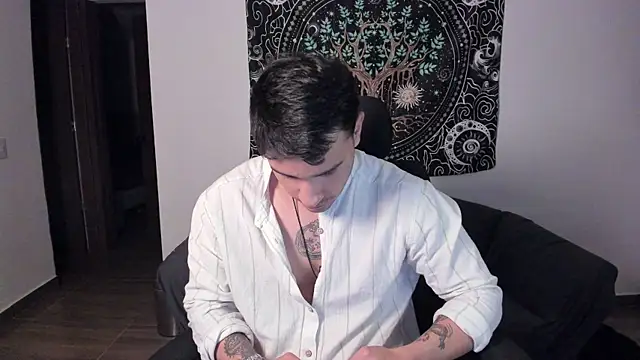 Snapshot of JayMarcos_ chatting on 02-01-25, 01:55 JayMarcos online show from 02-01-25, 01:55