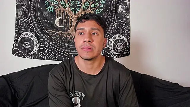 Snapshot of JayMarcos_ chatting on 10-15-25, 05:17 JayMarcos online show from 10-15-25, 05:17