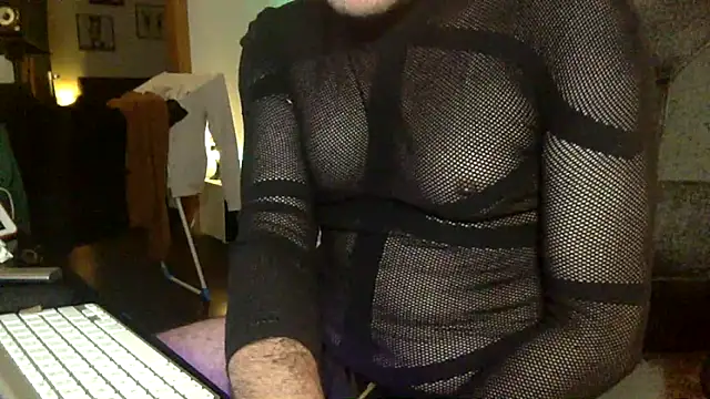 tomz0819 online show from 11-03-25, 11:19