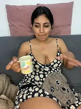 cloe small online show from 02-20-25, 05:01