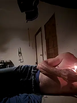 BigDDave6979 online show from 10-26-25, 04:24