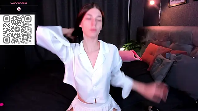 Snapshot of toooyour chatting on 11-13-25, 12:03 toooyour online show from 11-13-25, 12:03