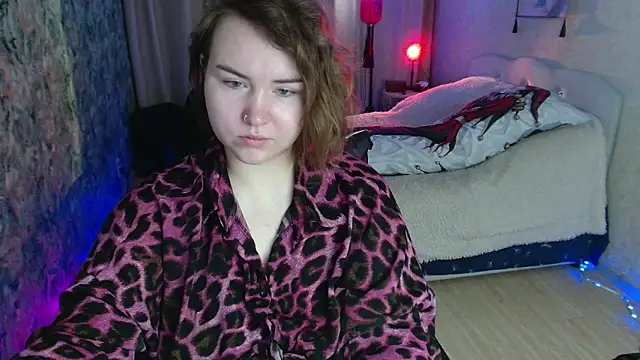 Snapshot of Jenny_Fox chatting on 05-29-26, 04:29 Jenny Fox online show from 05-29-26, 04:29