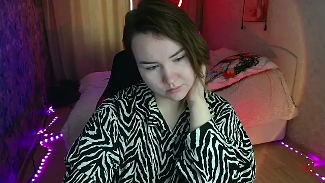 Jenny Fox online show from 03-11-26, 04:39