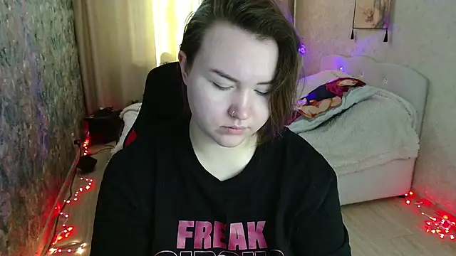 Jenny Fox online show from 04-18-26, 03:42