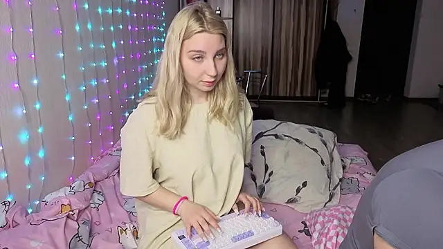 llolilove online show from 03-23-26, 07:36