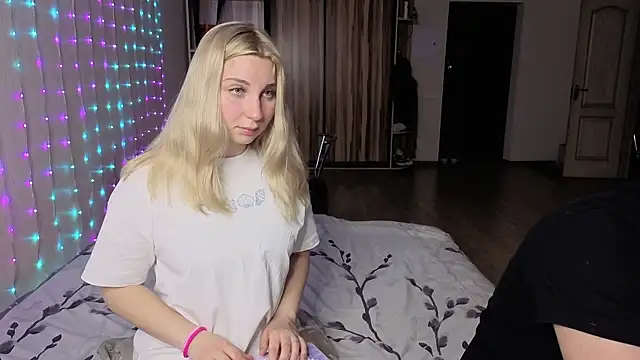 llolilove online show from 04-01-26, 09:01