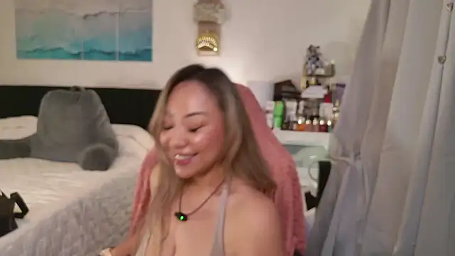 SpikedBella online show from 06-26-26, 10:26