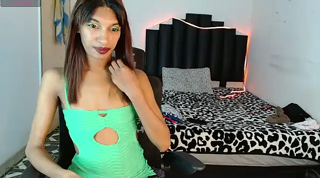 Silkylicious online show from 03-11-25, 01:59