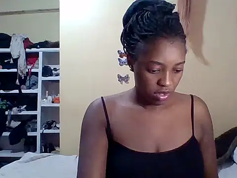 Zara Twilight online show from 09-29-25, 09:09